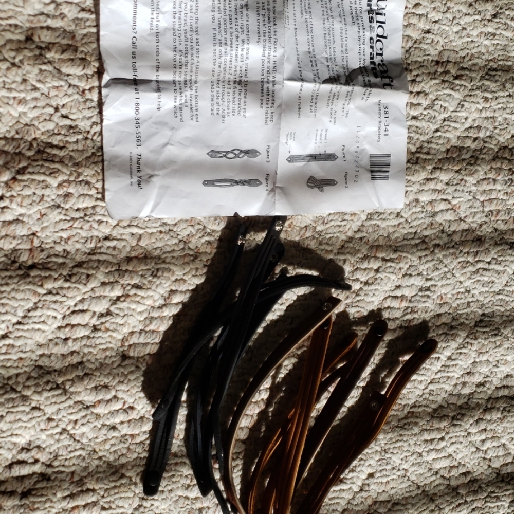 Bracelet Making Kit - Picture 3 of 4